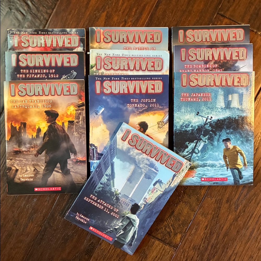 Lot of 10 I Survived